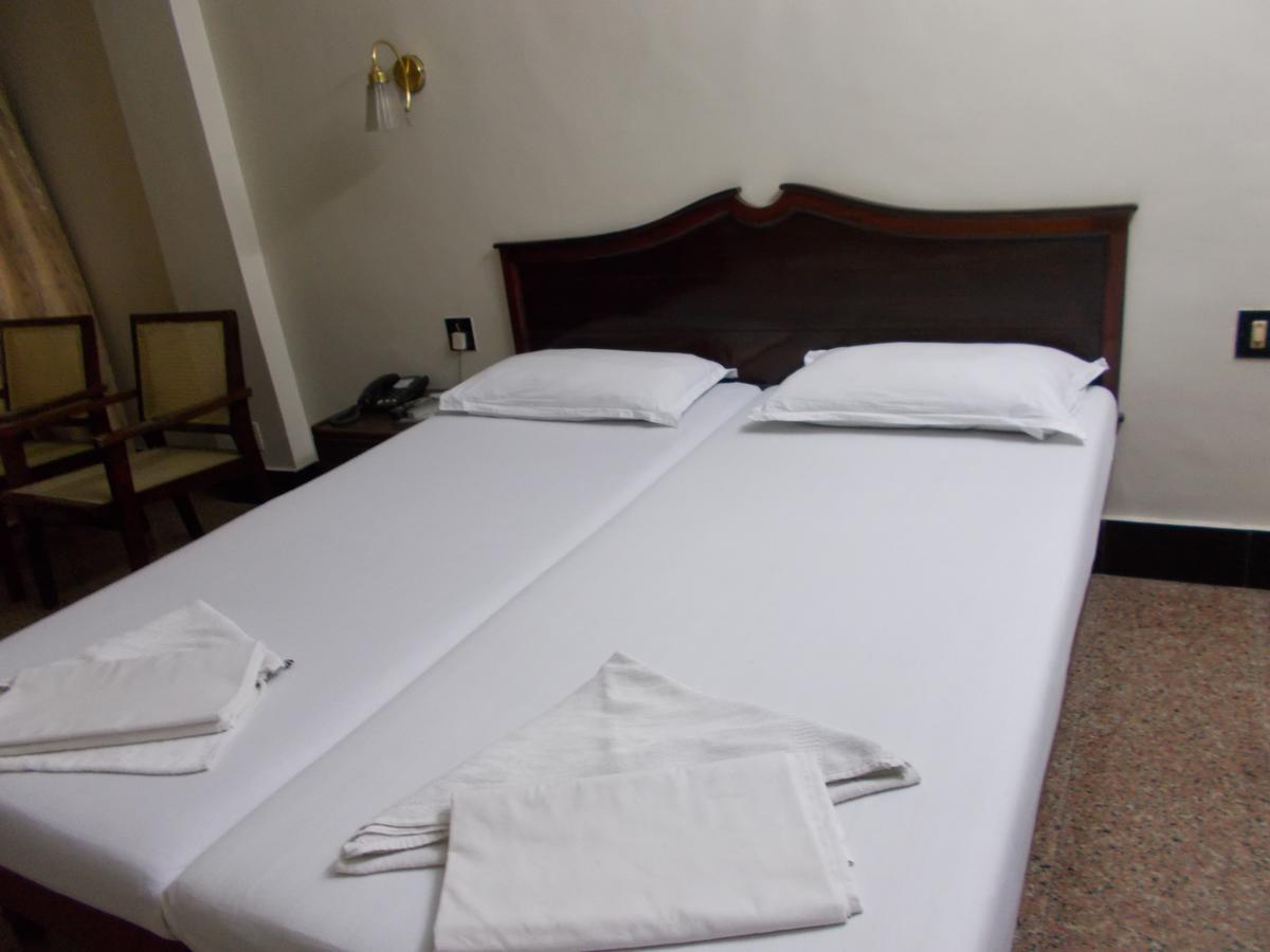 Biju'S Tourist Home Kochi 외부 사진